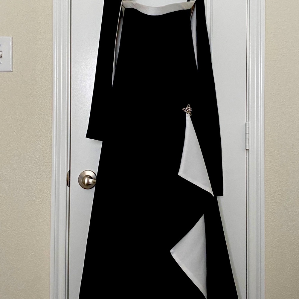 Niki livas dress